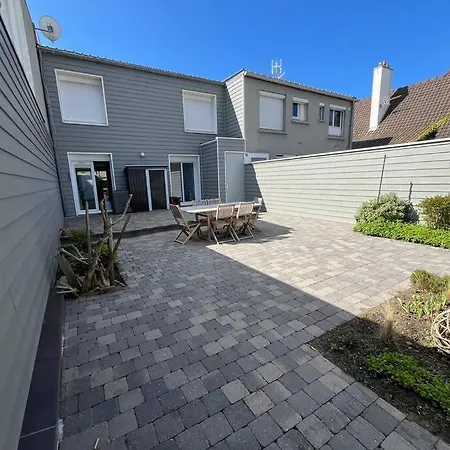 Traversant, 2 Exterieurs Privatifs *